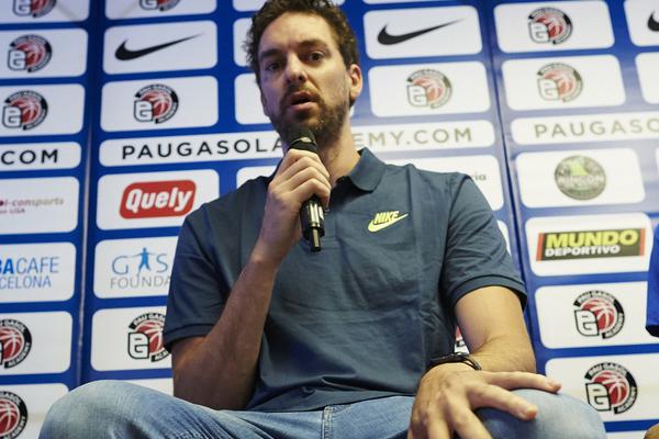 宝博体育- 宝博体育官网- 宝博体育APP下载 BaoBoSports南医荣耀、南阳油田、开心成长、征途体育保持全胜！2026年南阳市全民健身大拜年系列体育赛事足球比赛次轮战罢